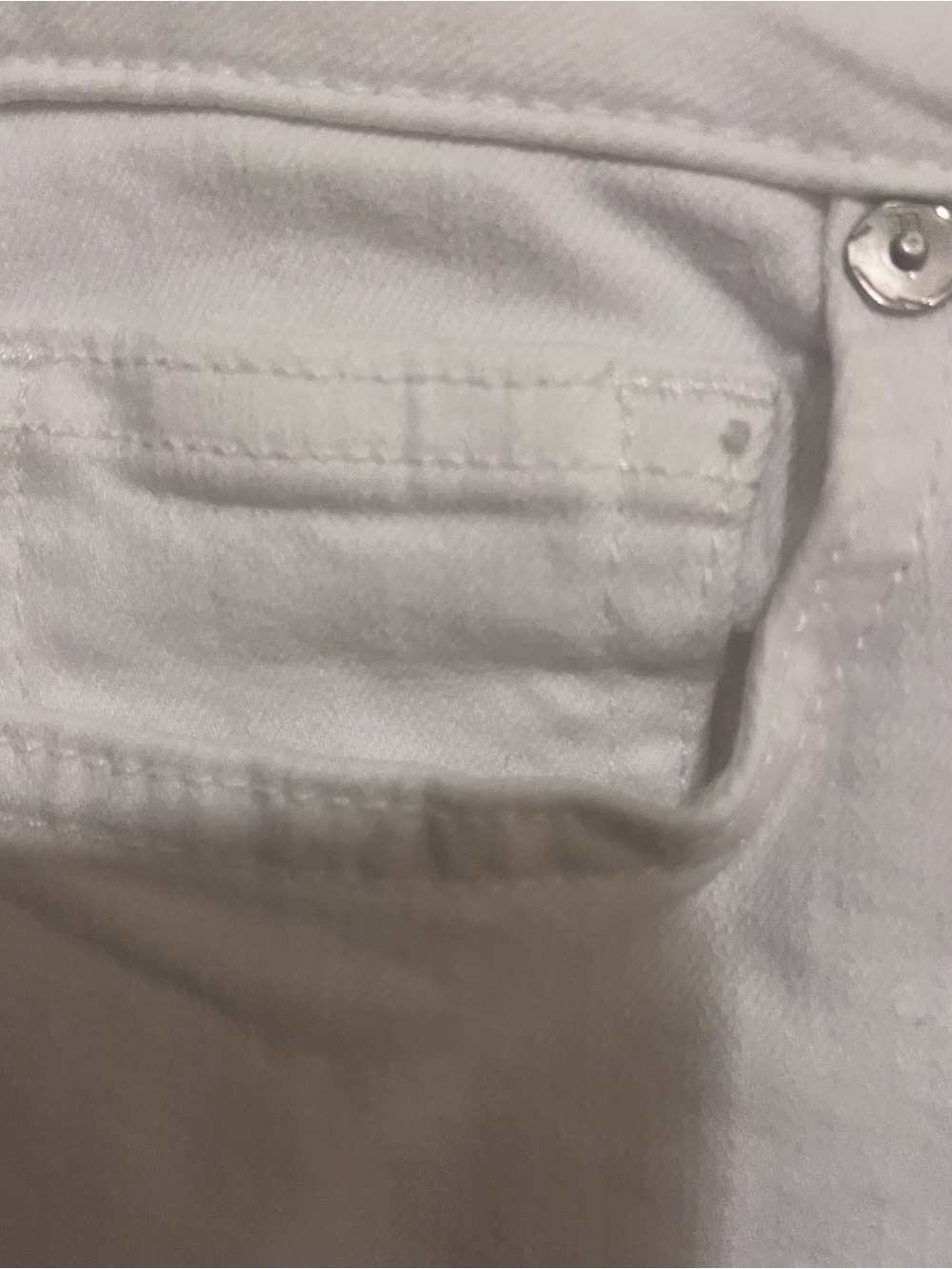 Joe's Jeans White Cropped Slim Jeans
B160-c18/6/1/26 - Picture 3 of 6